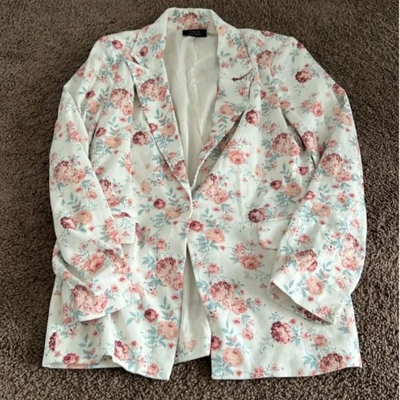 NWT Vici Floral Blazer White Pink size Medium - Picture 3 of 7